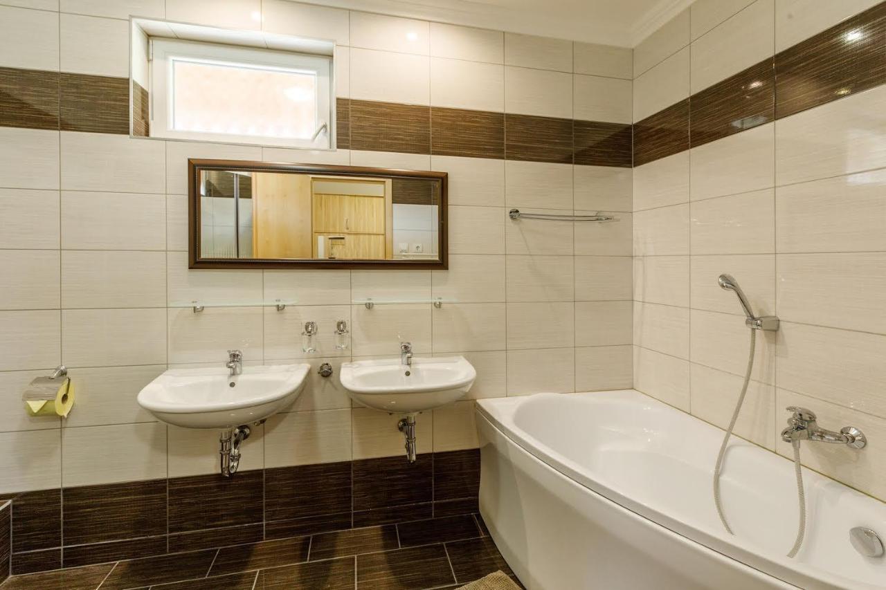 Andi Apartman Hévíz Buitenkant foto