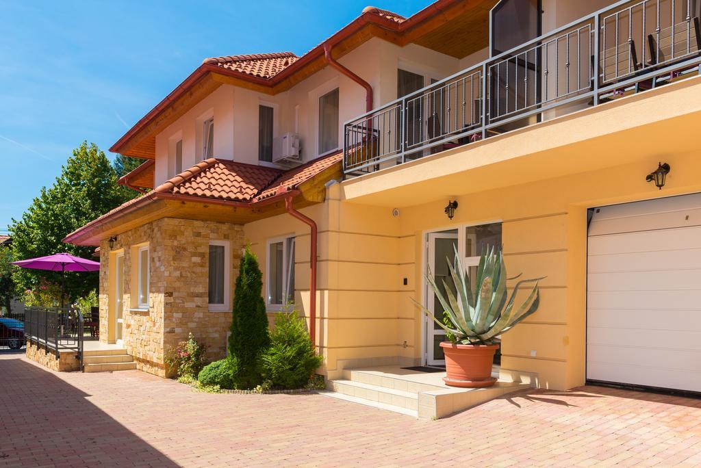 Andi Apartman Hévíz Buitenkant foto