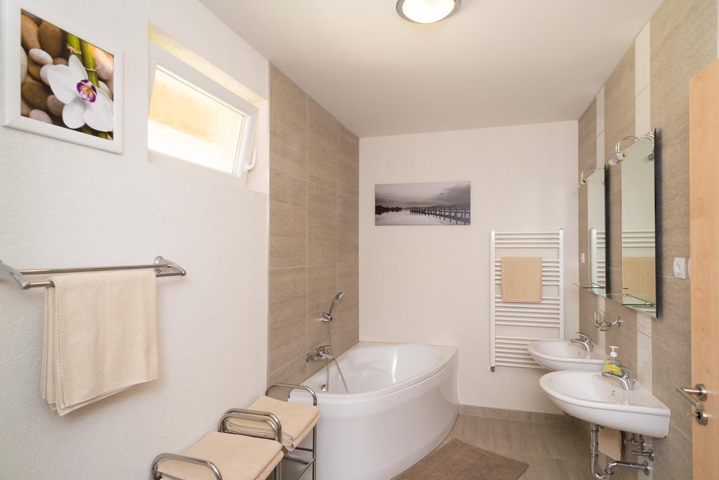 Andi Apartman Hévíz Buitenkant foto